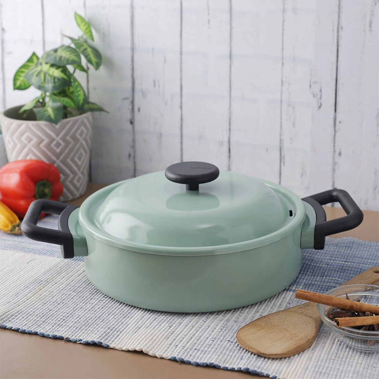 CeramicGlide Low Casserole 24cms