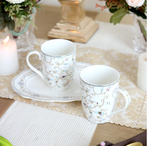 White Pattern Coffee Mugs & Snack Tray